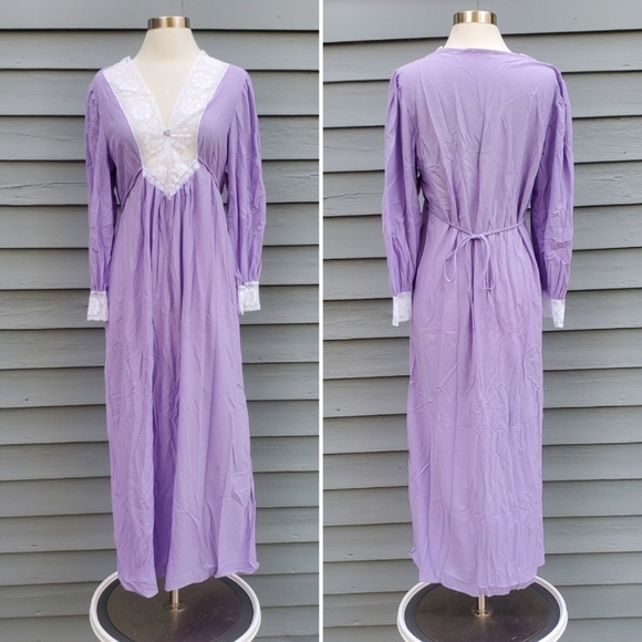 Vintage 70s Boho Dara Jane NWT Soft Purple and Lace V Neckline Slip Nightgown Lg - Picture 1 of 7